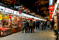 Shopping Nakamise-dori at night