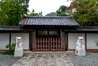 Gate at Kōtoku-in (高徳院)